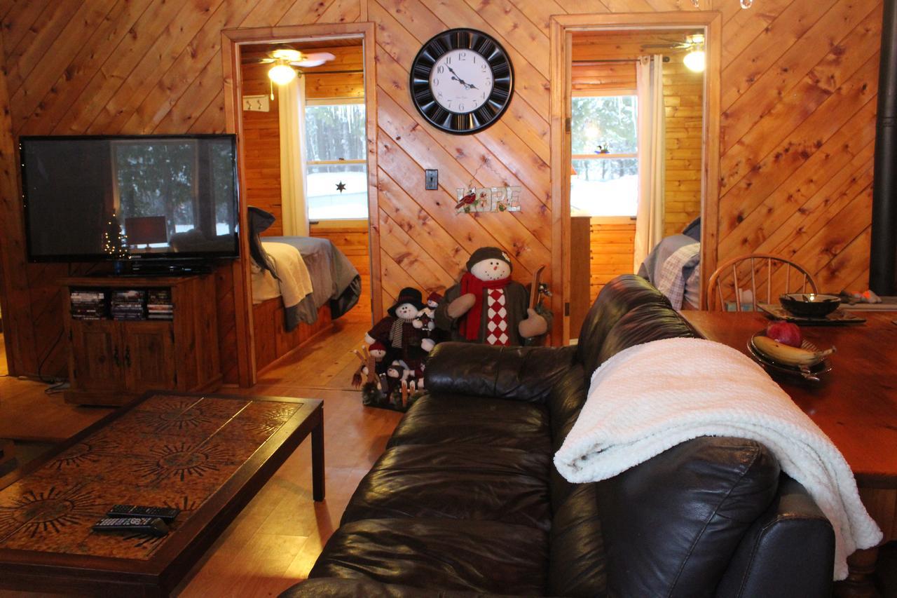 Miller Lake Lakefront Hope Lodge المظهر الخارجي الصورة