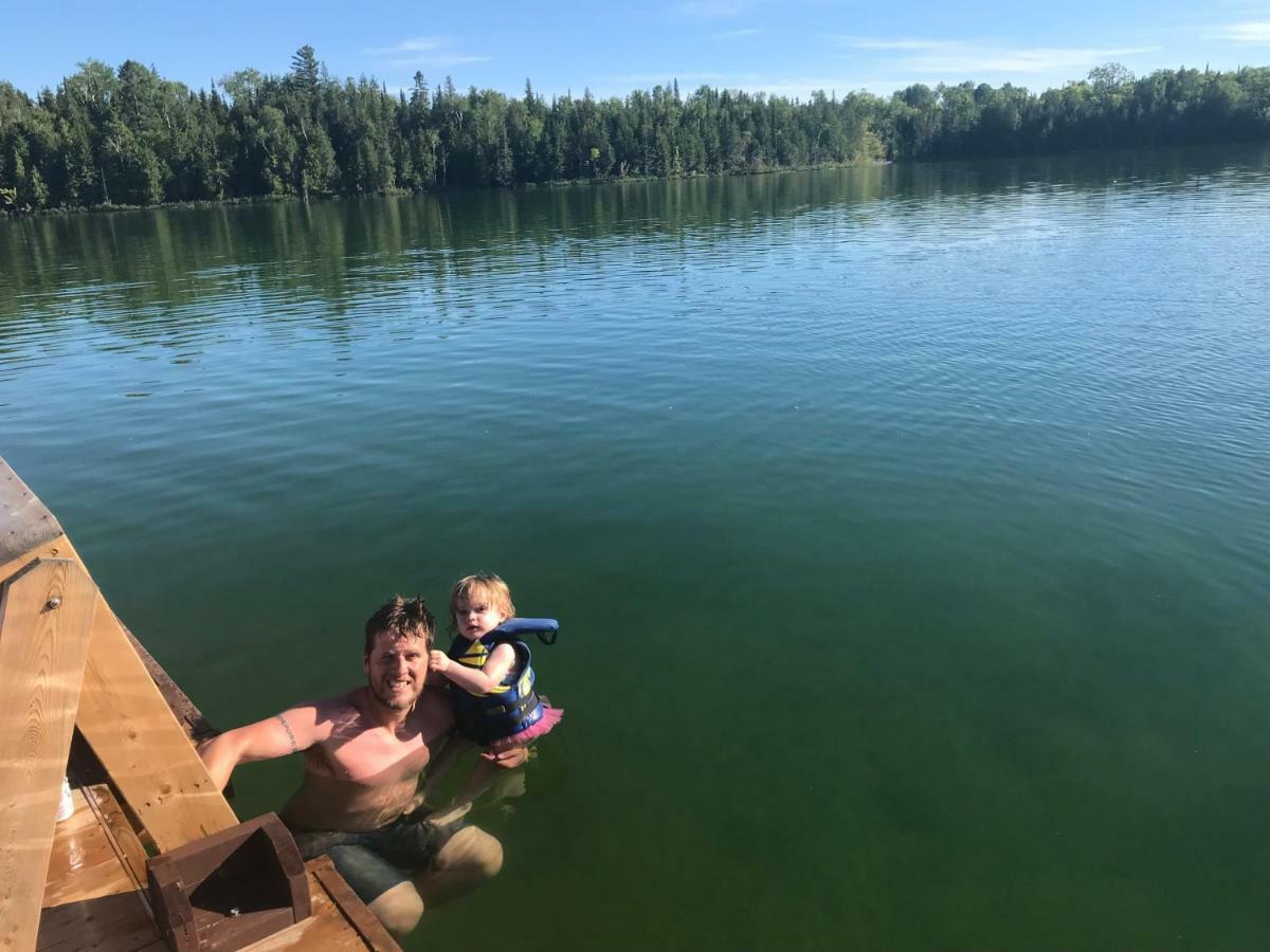 Miller Lake Lakefront Hope Lodge المظهر الخارجي الصورة