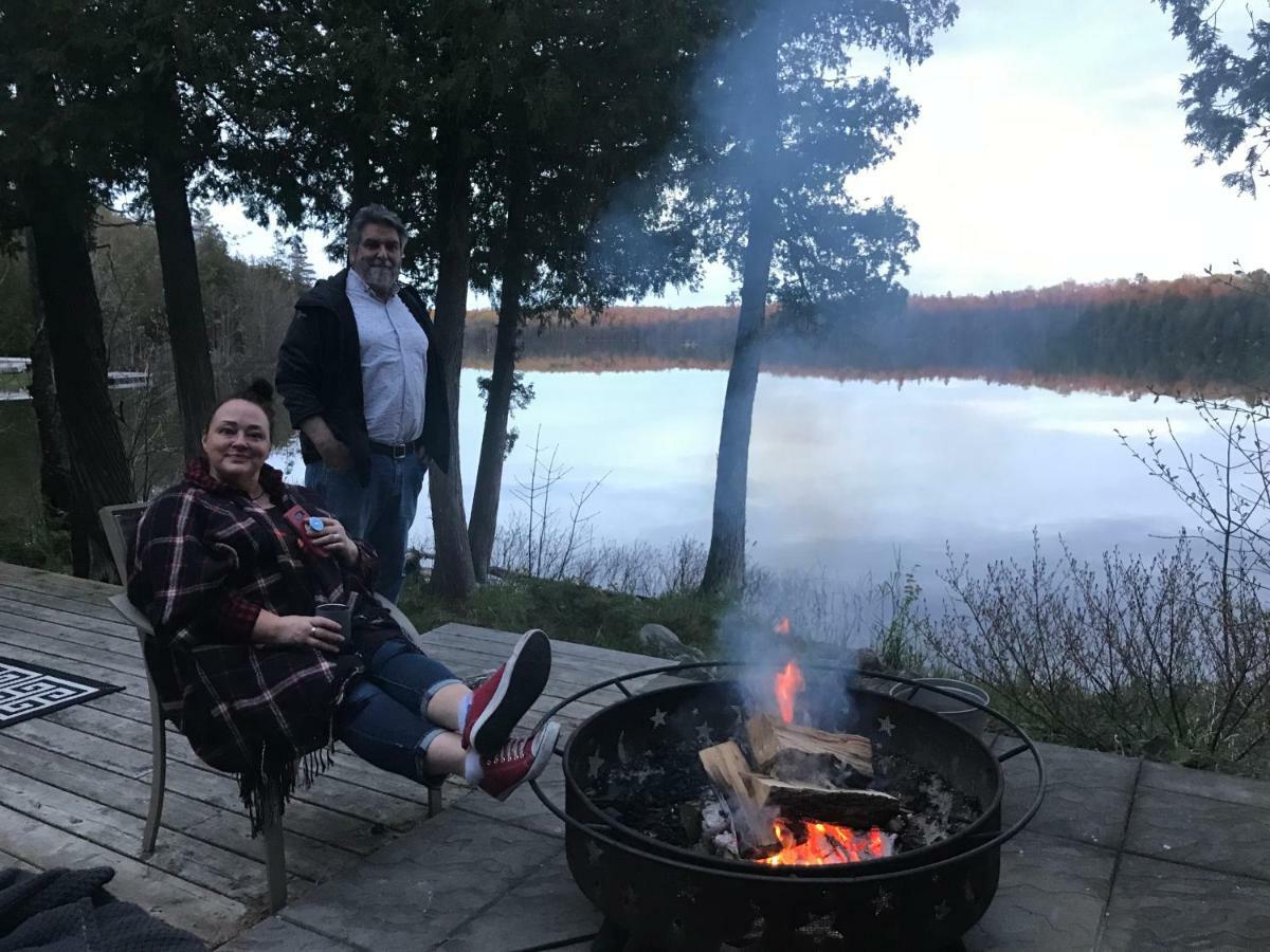 Miller Lake Lakefront Hope Lodge المظهر الخارجي الصورة