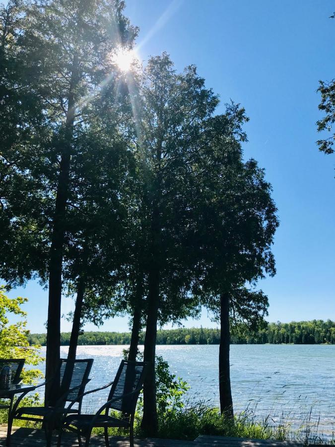 Miller Lake Lakefront Hope Lodge المظهر الخارجي الصورة